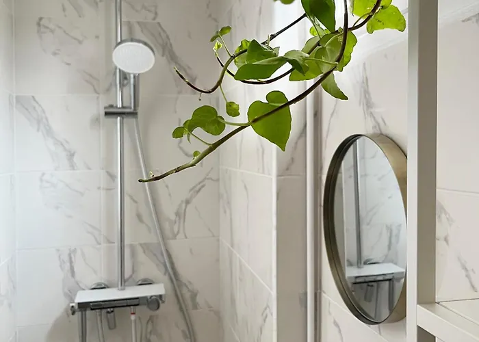 Nouveau 2p Parisien Lägenhet *